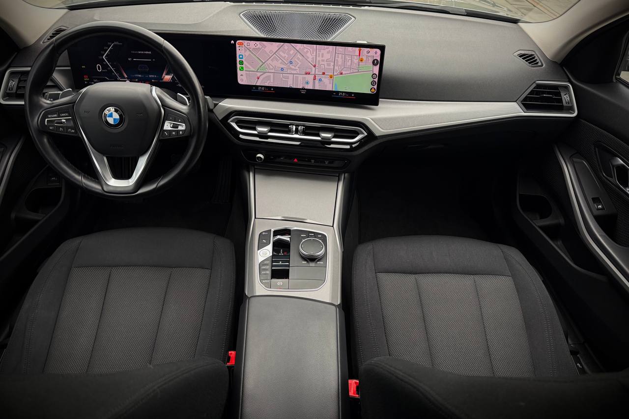 BMW 318d G21