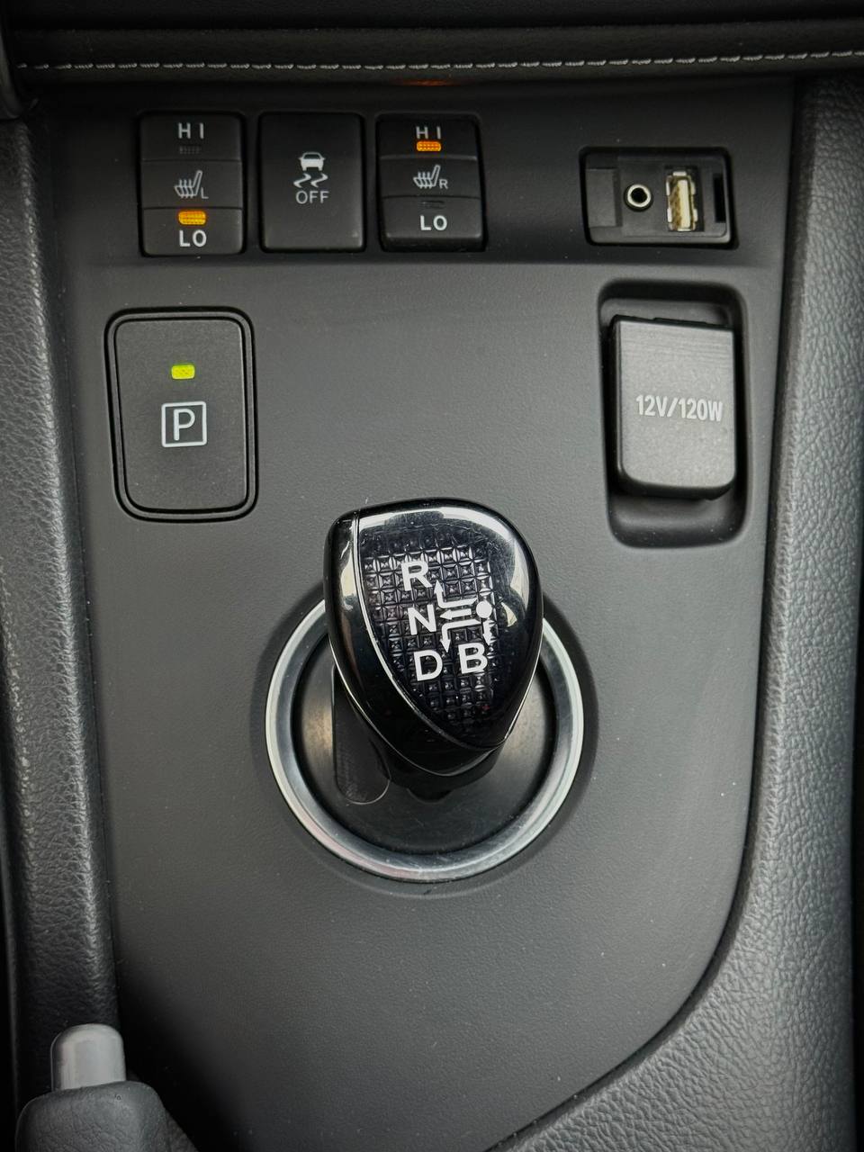 Toyota Auris 1.8 Hybrid