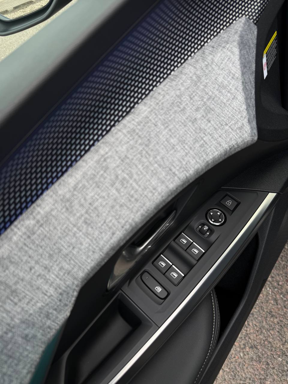 Peugeot 5008 GT Hybrid 136 E-Dcs6