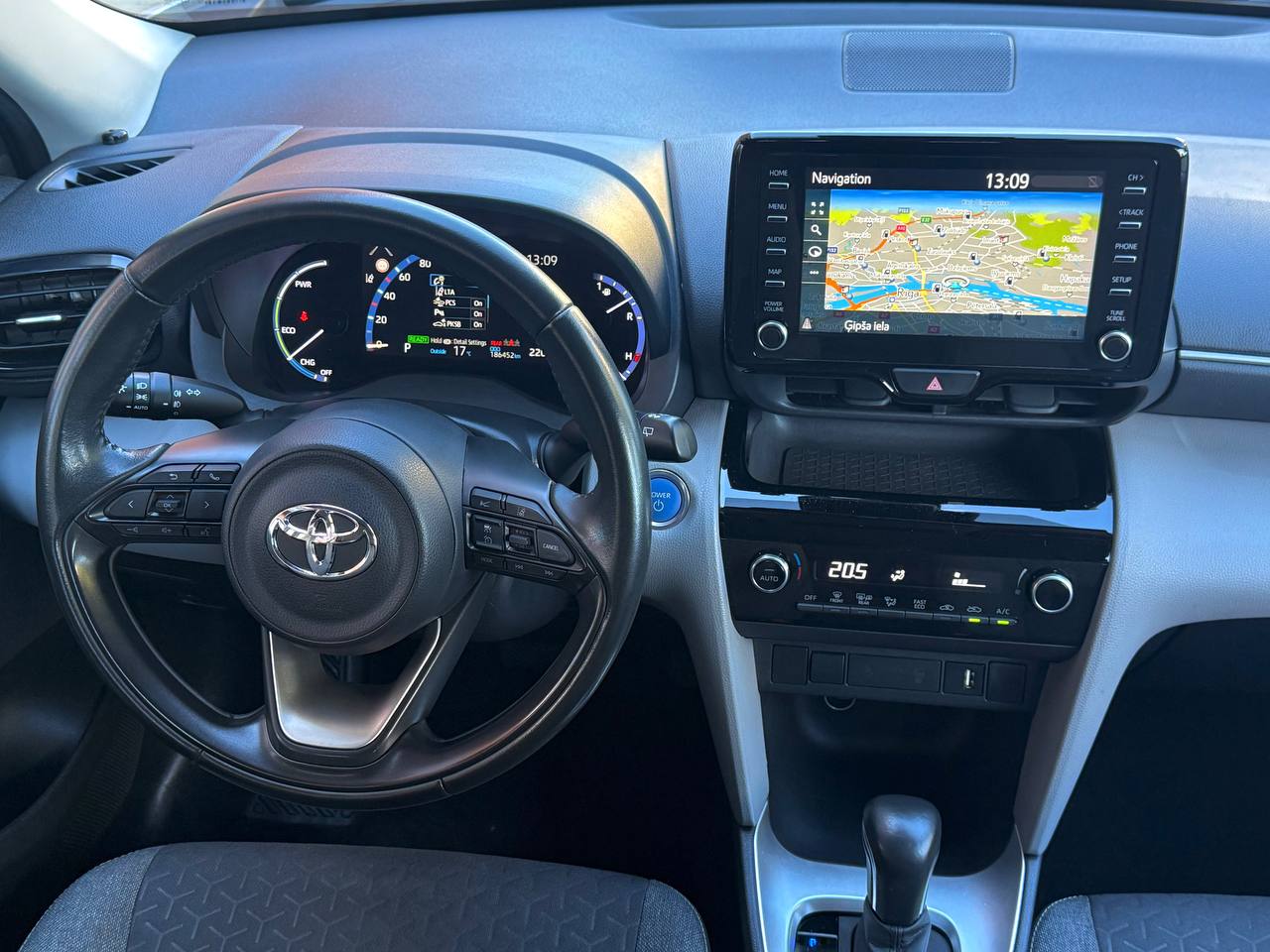 Toyota Yaris Cross Hybrid